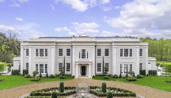 House Tours - The Ascot Mansion