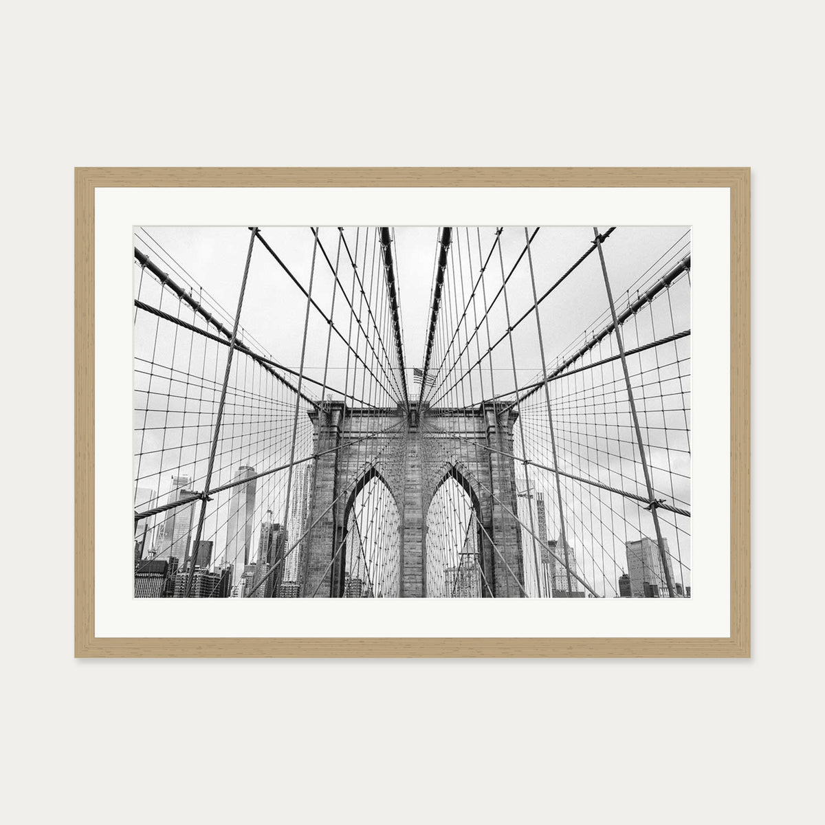 Brooklyn Bridge black & White Wall Art Print — 50 x 70 cm — Oak Frame