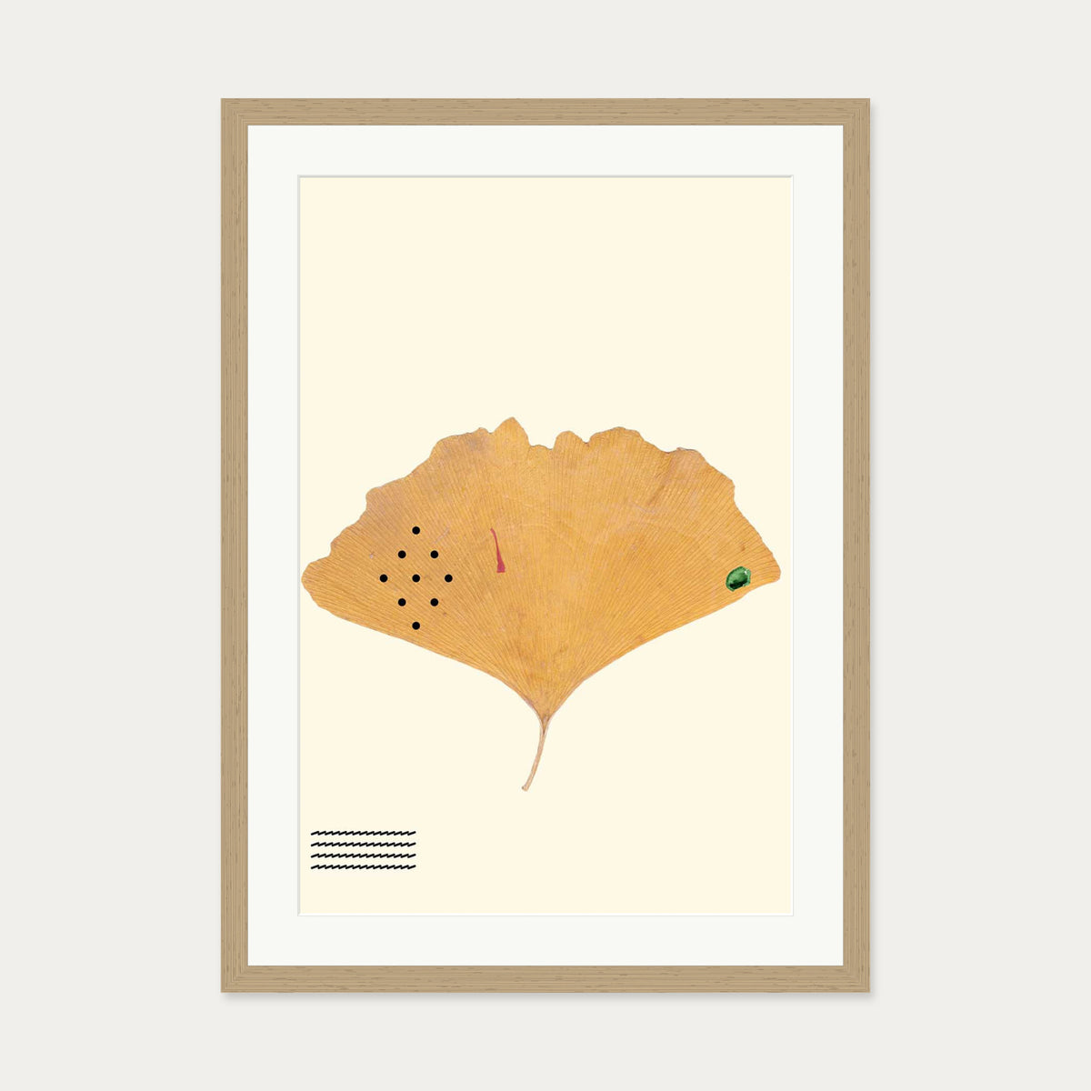 Organic Ginkgo Gold Leaf Art Print — 50 x 70 cm — Oak Frame