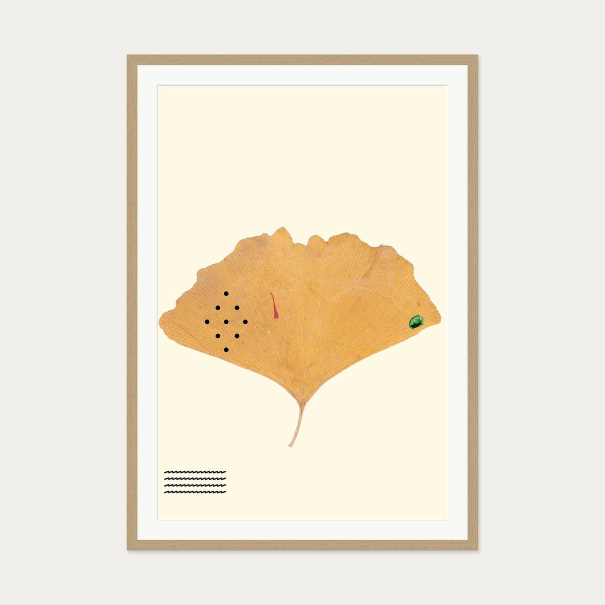 Organic Ginkgo Gold Leaf Art Print — 70 x 100 cm — Oak Frame