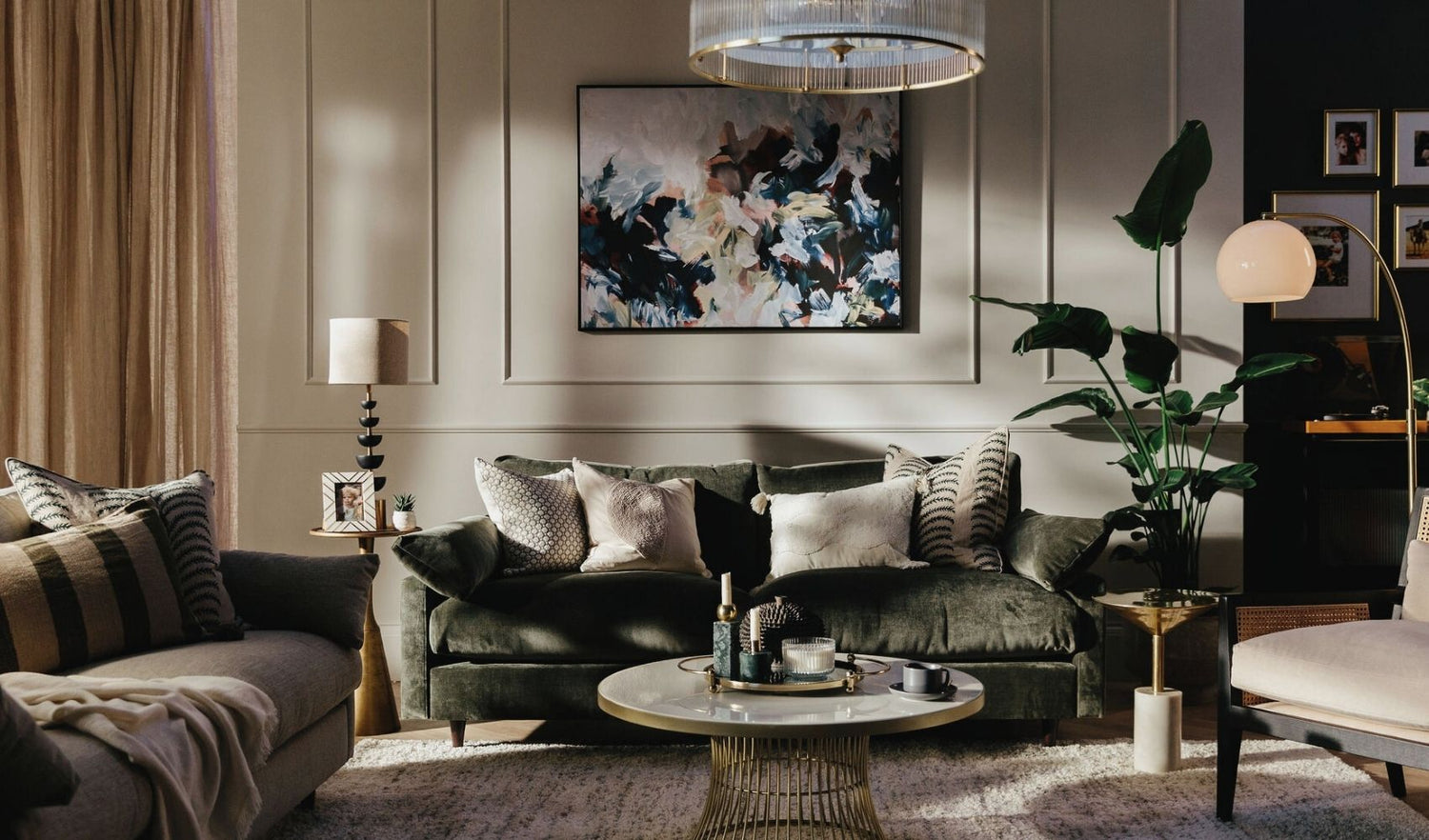 How Choosing The Right Artwork Can Turn Your Walls Into Showpieces, Not Just Backdrops
