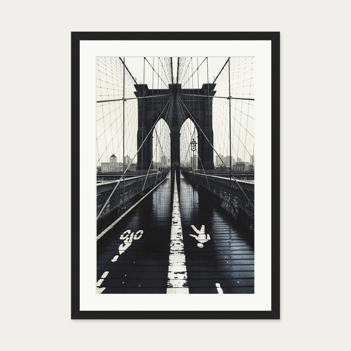 Brooklyn Bridge Wall Art Print — 50 x 70 cm — Black Frame