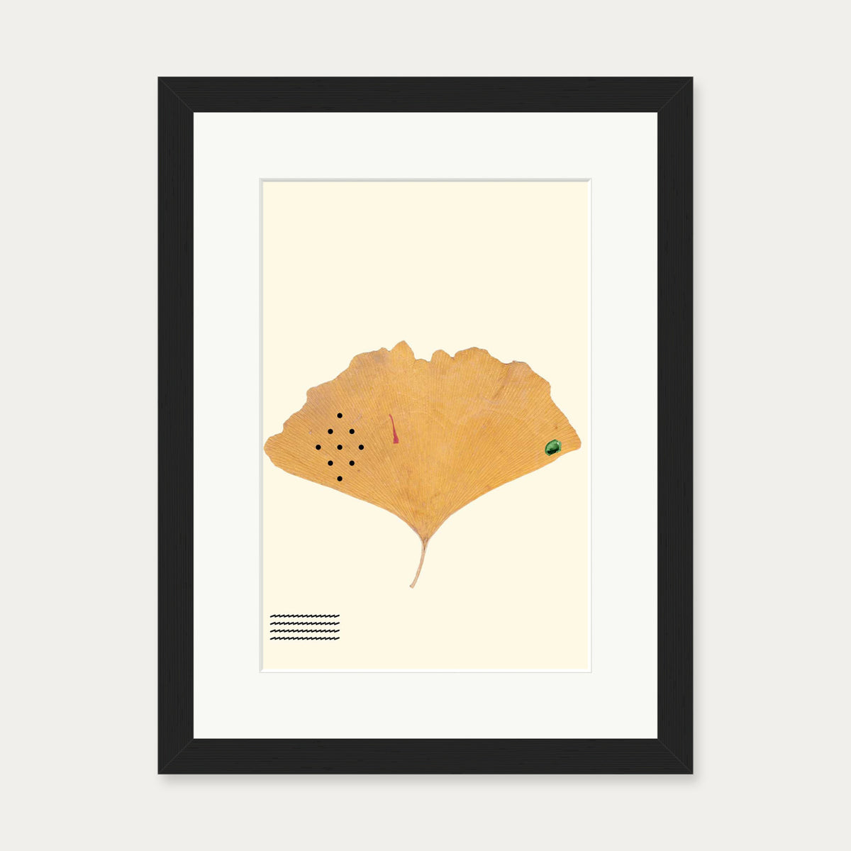 Organic Ginkgo Gold Leaf Art Print — 30 x 40 cm — Black Frame
