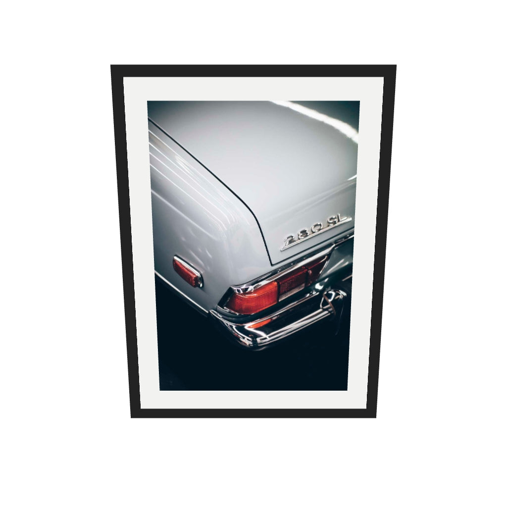 [ah-ar-v1:1bc7ba873edecde8f0813535] Classic Mercedes Wall Art Print — 50 x 70 cm, black frame (AR scale)