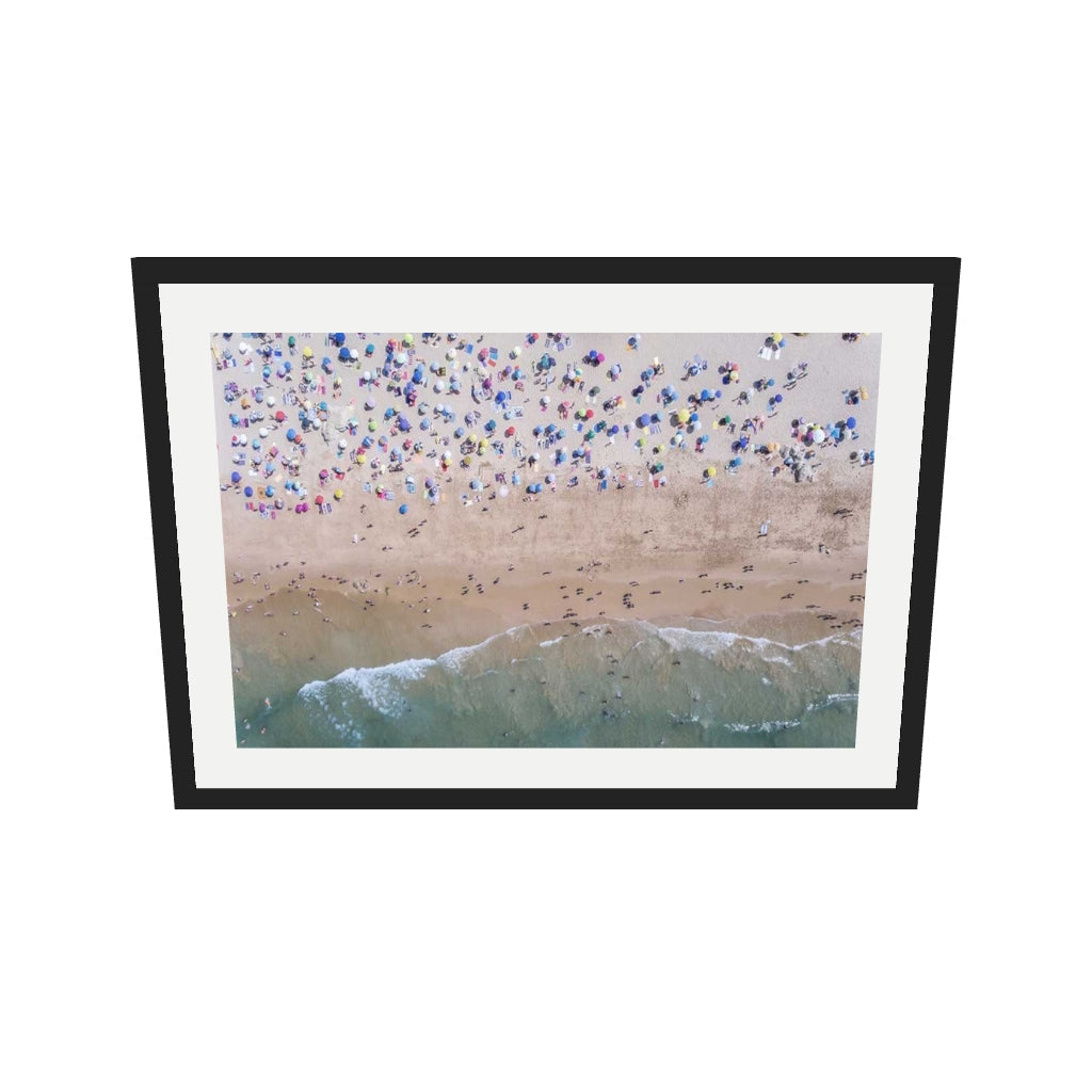 [ah-ar-v1:fb4154426712baf043ec6760] Crowded Beach Wall Art Print — 50 x 70 cm, black frame (AR scale)
