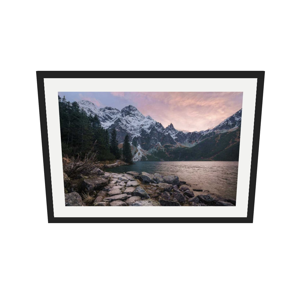 [ah-ar-v1:36730d8996c8e7575e97c46f] Picturesque Lake Wall Art Print — 50 x 70 cm, black frame (AR scale)
