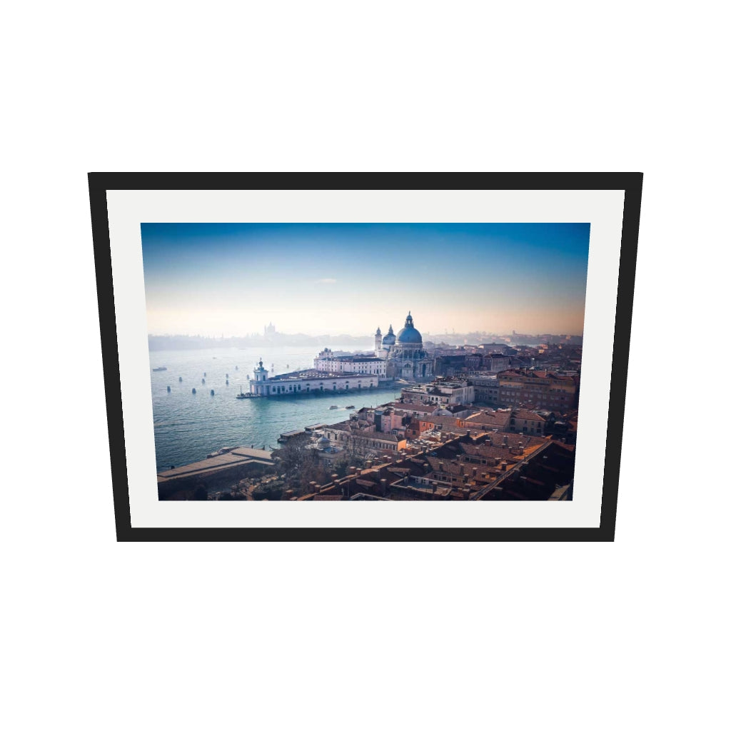 [ah-ar-v1:7da66b357fa35b7a14a9c936] City On The Water Art Print — 50 x 70 cm, black frame (AR scale)